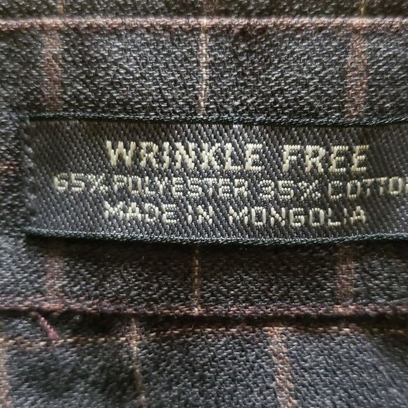 NWOT Van Heusen Men’s XL Black & Gray Plaid Dress Shirt 17–17.5 Wrinkle-Resist - Picture 4 of 4
